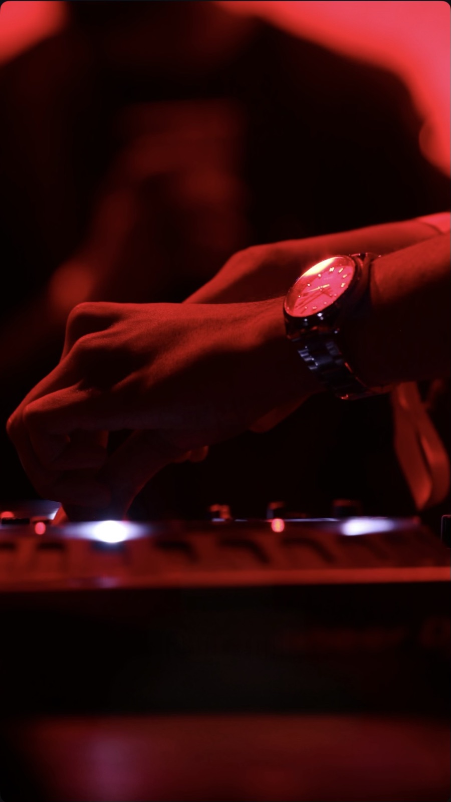 Close-up on the decks at the Red Bull College Battle